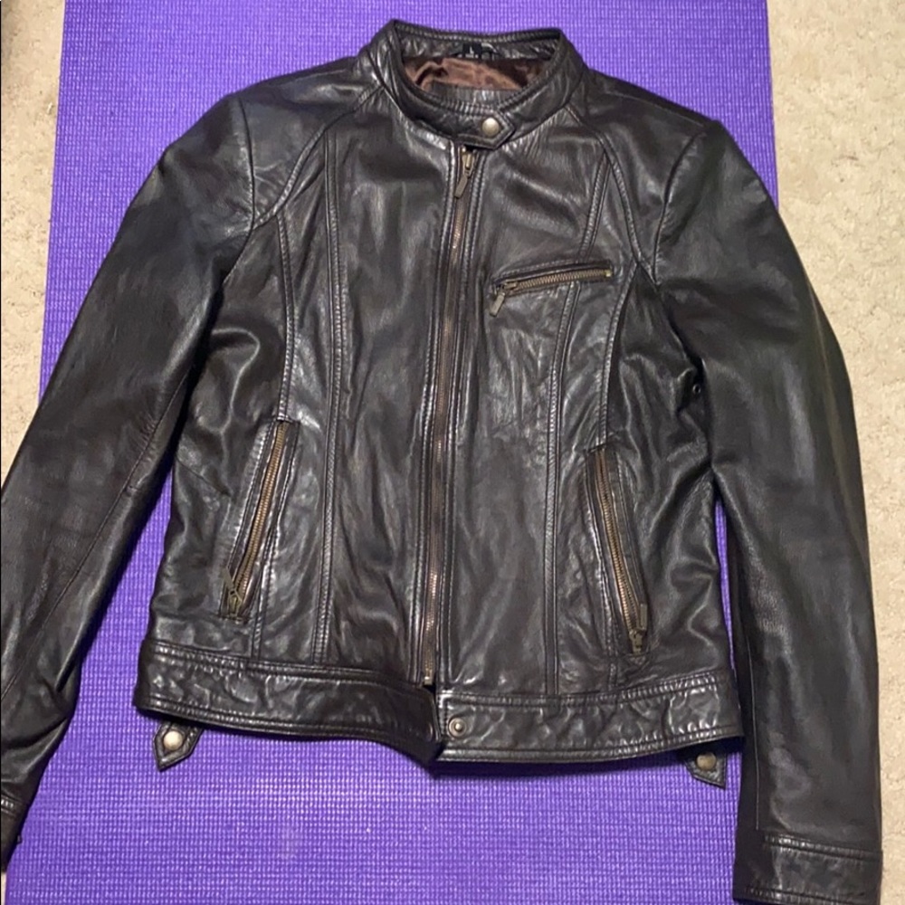 Women’s Leather Jacket Size L!